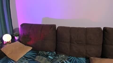 Max online show from February 2026 03:57:01 PM