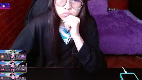 Midori 7u7 online show from July 2026 05:06:01 PM