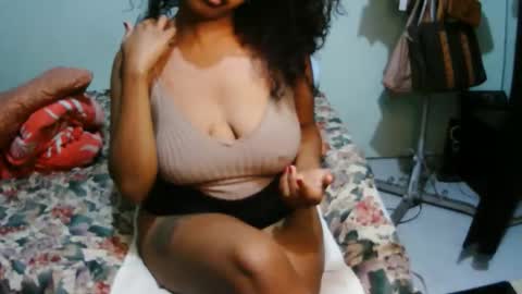 miel_07 online show from March 2026 06:25:01 PM