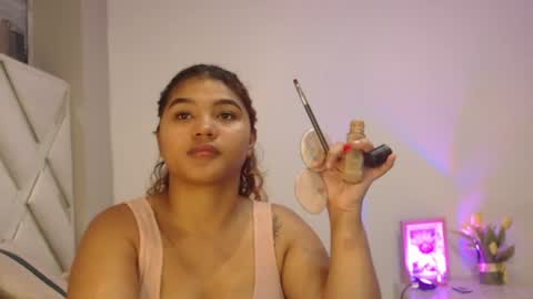 Snapshot of miel_alisha chatting on July 2026 01:36:01 PM miel online show from July 2026 01:36:01 PM