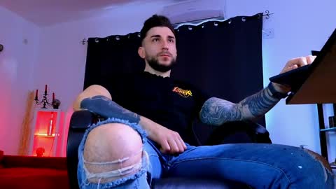 MightyAaron online show from April 2026 05:12:02 AM