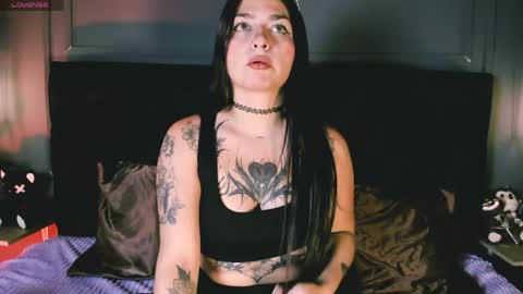 miia_moore_ online show from May 2026 12:34:02 PM