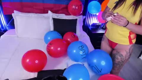 Mia Monroe online show from July 2026 07:40:02 PM