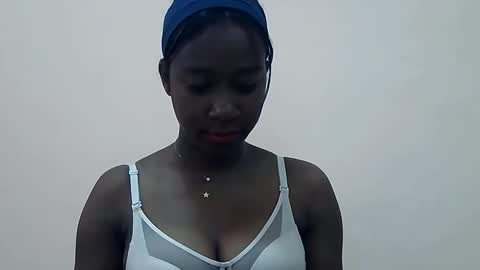 Miichouu online show from May 2026 06:52:02 AM