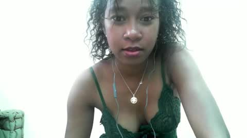 Miichouu online show from June 2026 06:40:01 AM
