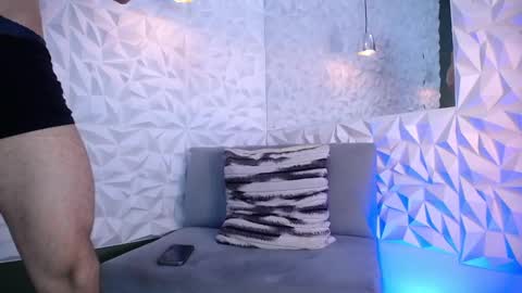 Mike online show from February 2025 06:38:01 PM