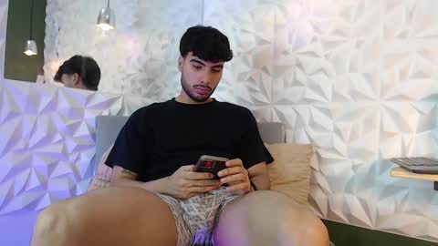 Mike online show from March 2025 09:40:02 PM