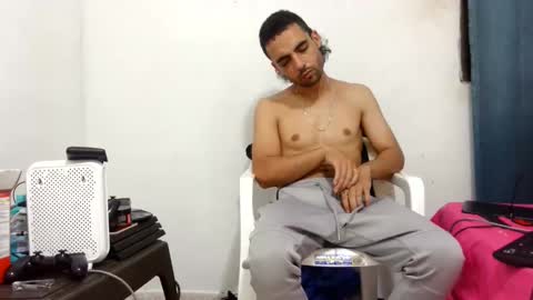 mike_leonrey22 online show from November 2025 12:10:01 AM