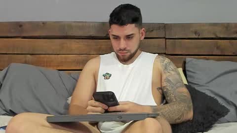 Snapshot of mike_montoya chatting on February 2026 01:43:02 AM Mike Montoya online show from February 2026 01:43:02 AM