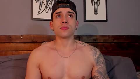 Snapshot of mike_montoya chatting on February 2026 01:39:02 AM Mike Montoya online show from February 2026 01:39:02 AM