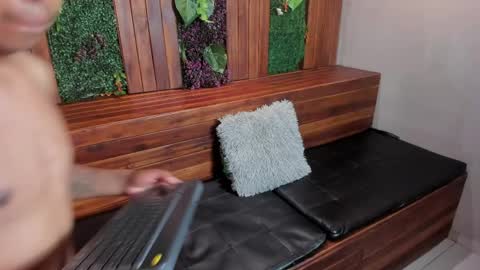 Snapshot of mike_salaz chatting on March 2026 03:18:02 AM Mike Salaz online show from March 2026 03:18:02 AM