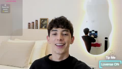 Mikebelf4 online show from April 2026 12:32:01 AM