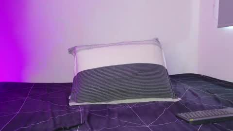 mikegaitan1 online show from March 2026 01:54:02 PM