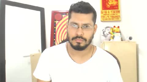 Snapshot of mikeriverx chatting on February 2025 08:02:02 PM mikeriverx online show from February 2025 08:02:02 PM