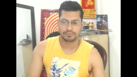 Snapshot of mikeriverx chatting on January 2026 05:34:01 AM mikeriverx online show from January 2026 05:34:01 AM