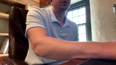 mikeydubs10 online show from May 2026 01:28:01 PM