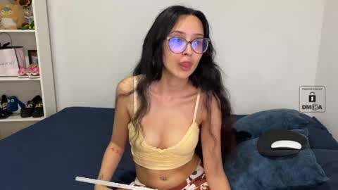 Mila and albert online show from May 2026 12:37:01 AM