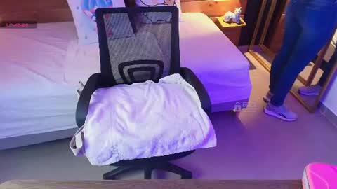 Snapshot of mila_kiitty chatting on June 2026 11:24:02 AM Milena online show from June 2026 11:24:02 AM
