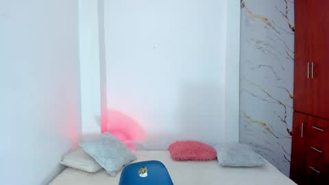 Snapshot of mila_rose1 chatting on May 2026 12:52:02 AM martina online show from May 2026 12:52:02 AM