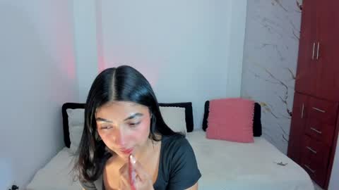 Snapshot of mila_rose1 chatting on June 2026 02:24:02 AM martina online show from June 2026 02:24:02 AM