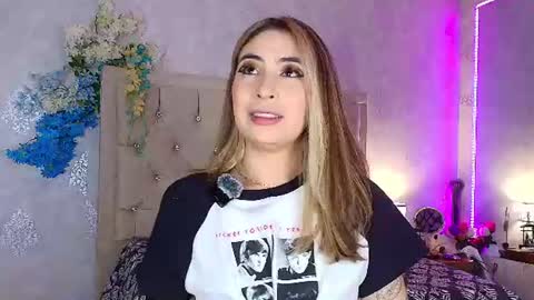 Snapshot of mila_smirnovavk chatting on July 2026 03:57:02 AM MILA online show from July 2026 03:57:02 AM