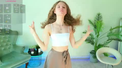 Mila online show from June 2026 07:21:02 AM