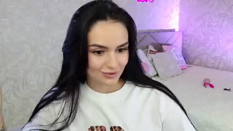 Mila online show from July 2026 01:20:02 PM