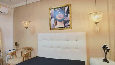 miladiosa online show from March 2026 12:00:01 PM