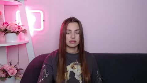 milanaangelas online show from April 2026 05:03:01 AM