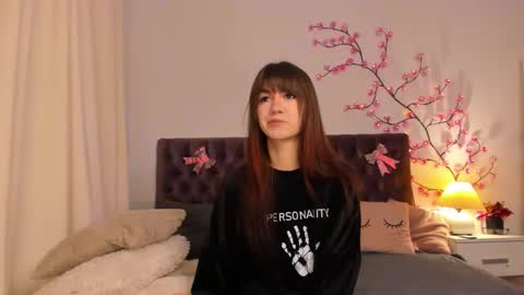 Milana online show from February 2026 06:57:02 AM