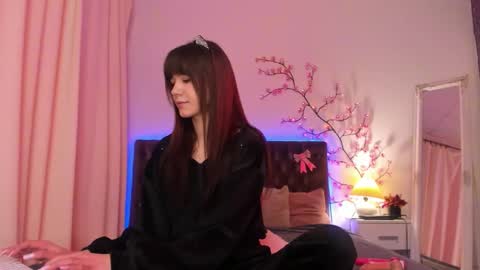 Milana online show from March 2026 07:13:02 AM