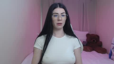 Snapshot of milasecretsss chatting on April 2026 11:49:02 AM milasecretsss online show from April 2026 11:49:02 AM