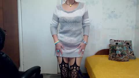 MilayaDFlow online show from November 2025 09:01:02 AM