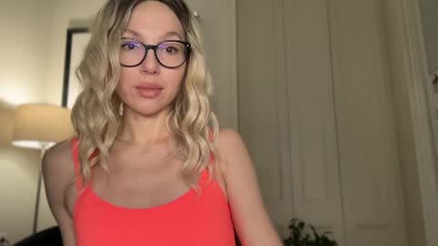 Mila online show from April 2026 04:45:02 PM