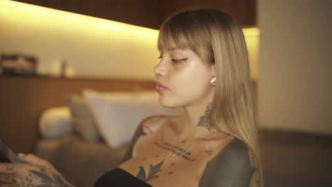 M  Telegram mamagotachannel online show from April 2026 07:52:01 AM