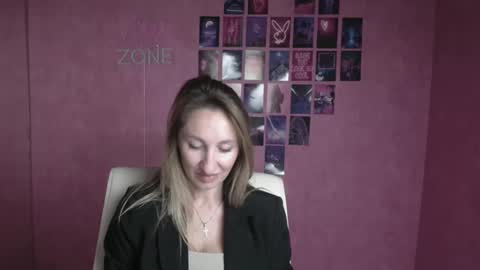 Milena online show from May 2026 05:49:01 AM