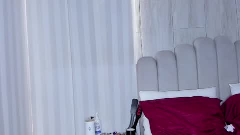 MILEY  online show from October 2025 12:58:01 PM