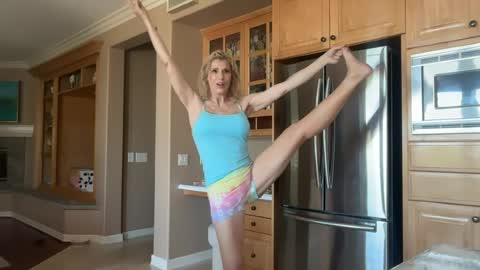 milfyogi online show from July 2026 04:01:01 PM