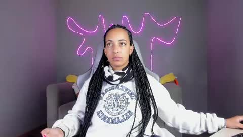 millie_volturi online show from June 2026 01:08:02 PM