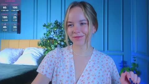 Milly    online show from October 2025 07:04:02 AM