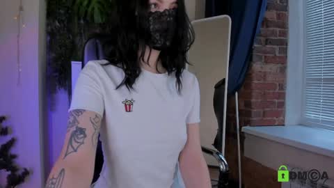 milro12 online show from March 2026 03:39:01 PM