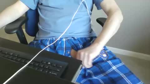 milwaukeebadger24 online show from April 2026 03:42:01 PM