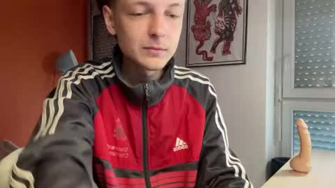 mimiro12 online show from April 2026 12:43:01 PM