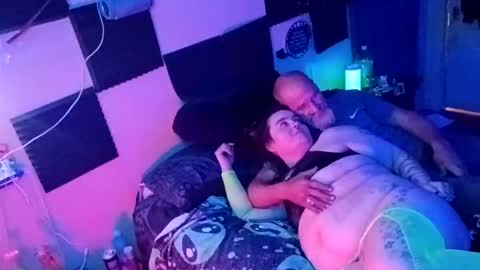 mindyourvib3z online show from April 2026 07:55:02 AM