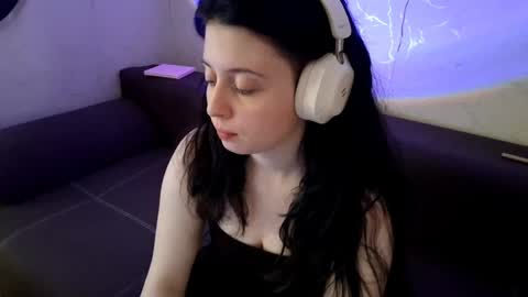 Mindy online show from March 2026 04:29:02 AM