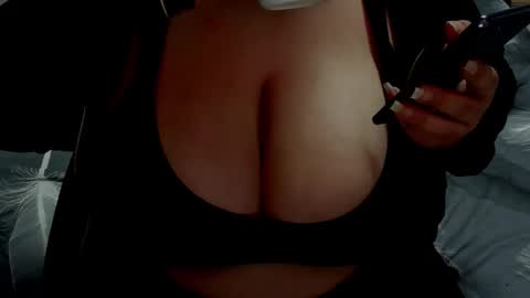 Snapshot of minka0 chatting on March 2026 09:08:02 PM minka0 online show from March 2026 09:08:02 PM