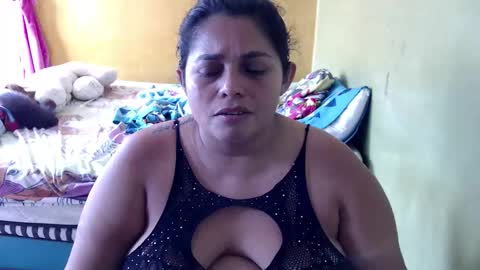 Andrea online show from February 2026 07:10:01 PM