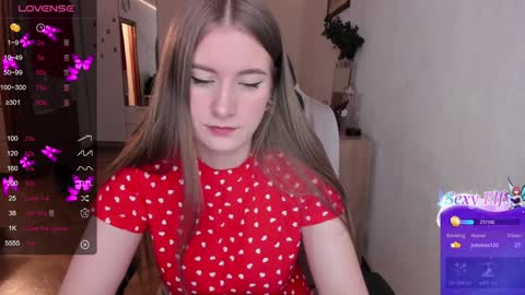 Lisa online show from January 2025 06:44:01 PM