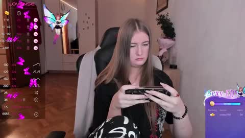 Lisa online show from January 2025 11:12:02 AM