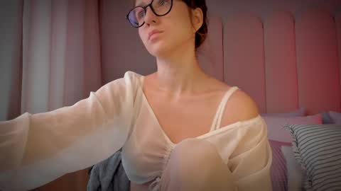 Mira online show from June 2026 09:39:02 AM